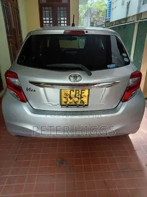 Toyota Vitz 2015
