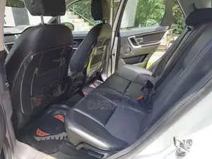 Land Rover Discovery Sport 2017
