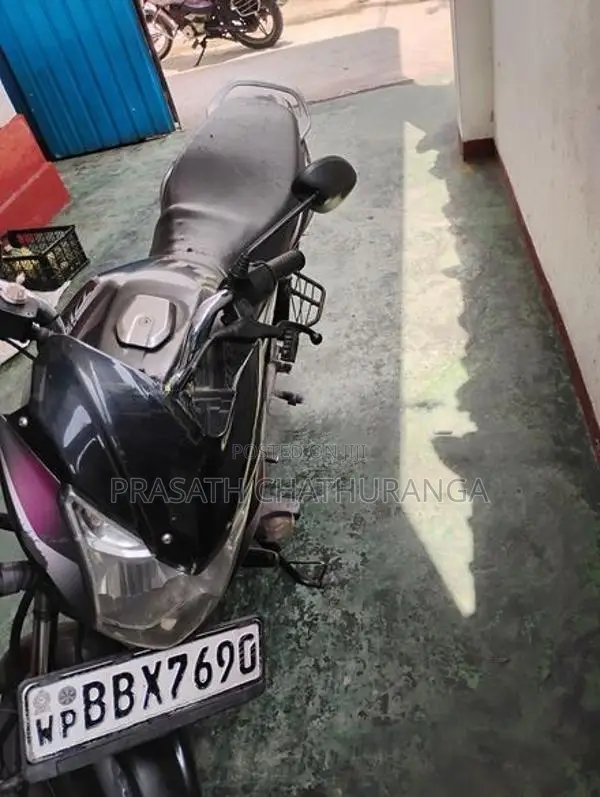 Bajaj Discover 125 2015