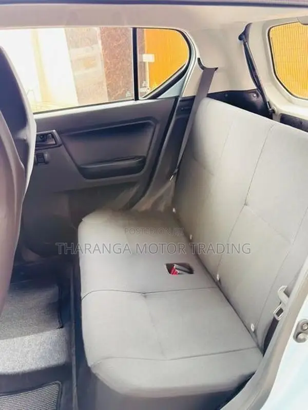 Daihatsu Mira L grade 2025