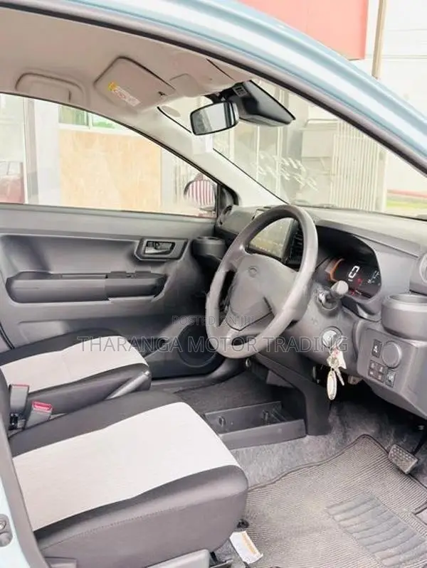 Daihatsu Mira L grade 2025