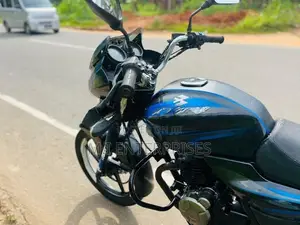 Bajaj Discover 125 XS 2012