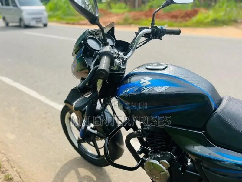 Bajaj Discover 125 XS 2012