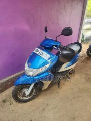 Yamaha Ray 2016