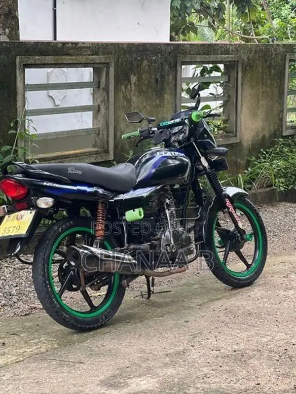 Bajaj Platina 125 2013