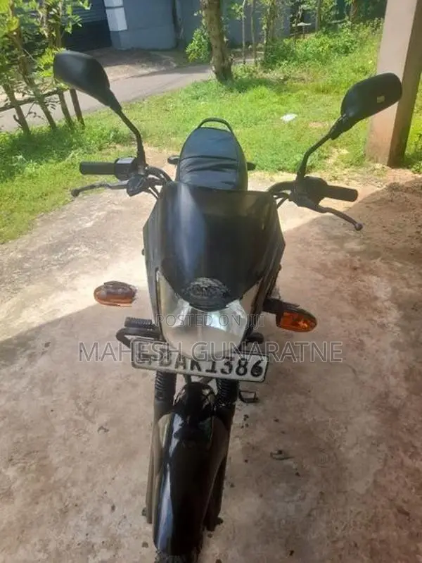 Bajaj Platina 125 2013