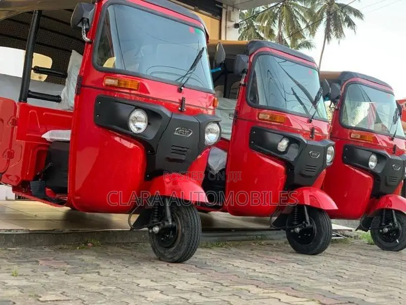 Bajaj RE 2026