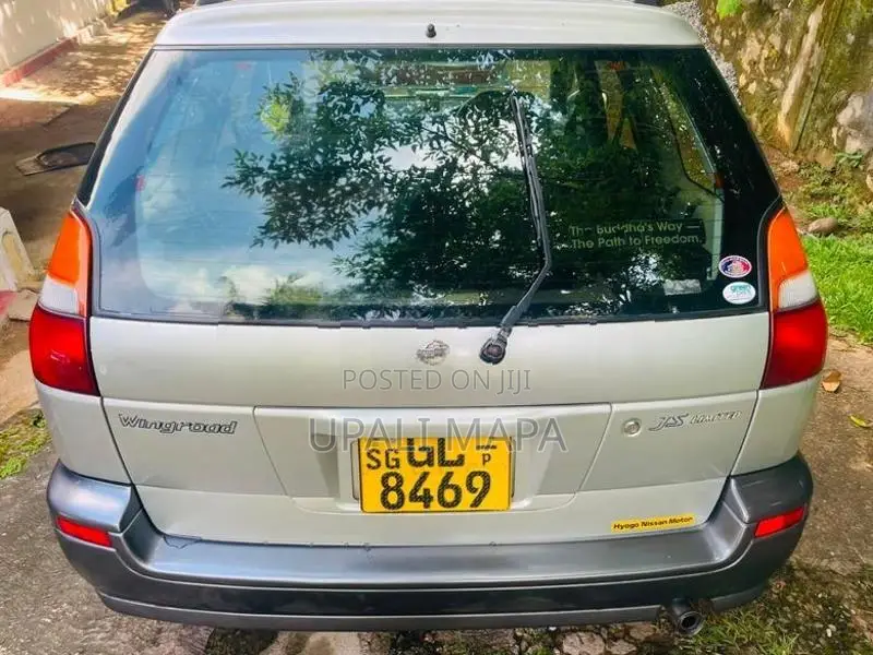 Nissan Wingroad 1998