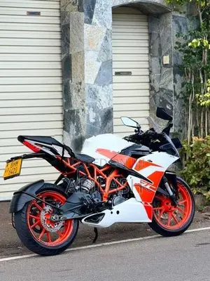 KTM RC 200 2019