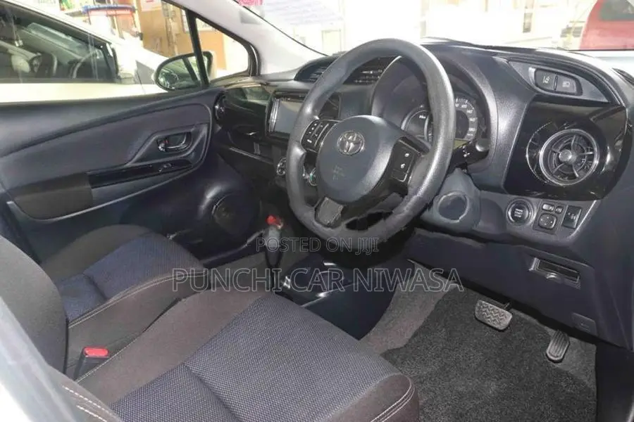 Toyota Vitz 2018