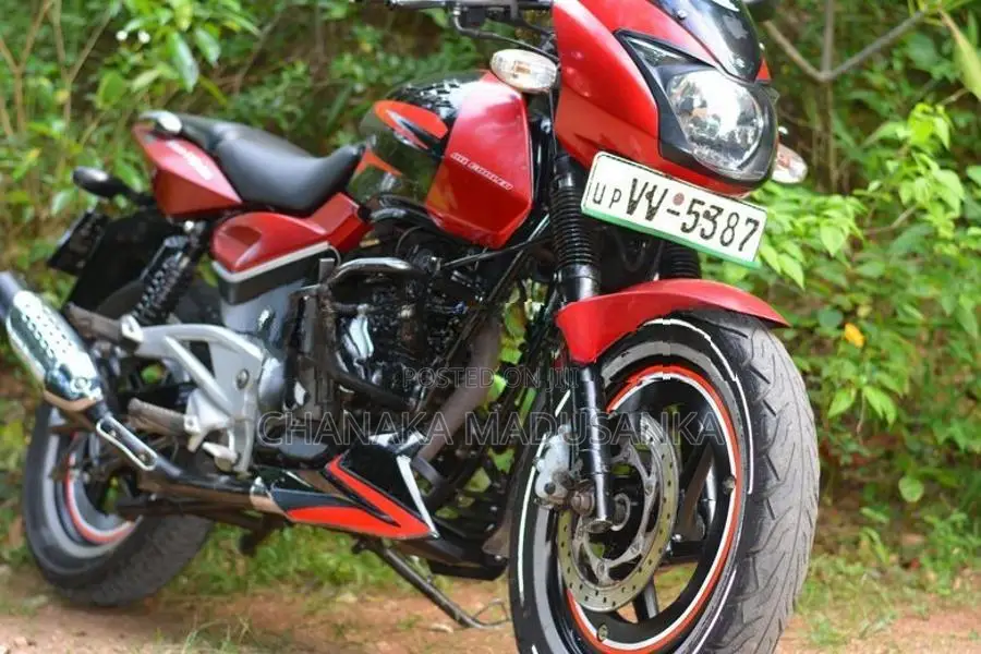 Bajaj Pulsar 180 2010