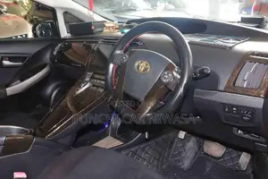 Toyota Prius 2012