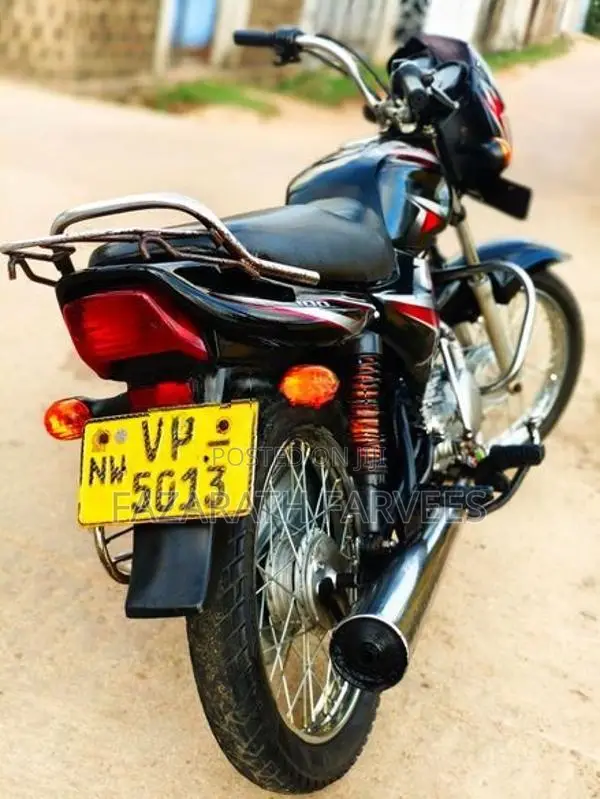 Bajaj CT100 2010
