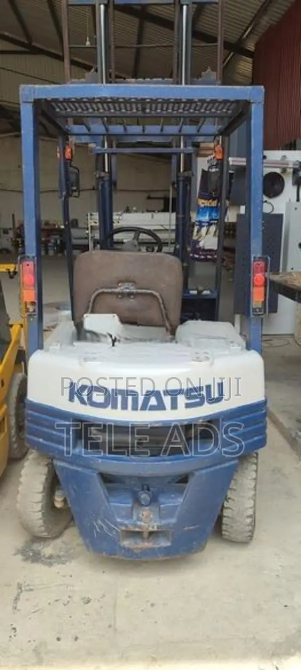 Komatsu 1-Ton Forklift