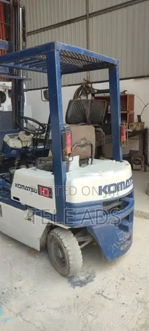 Komatsu 1-Ton Forklift
