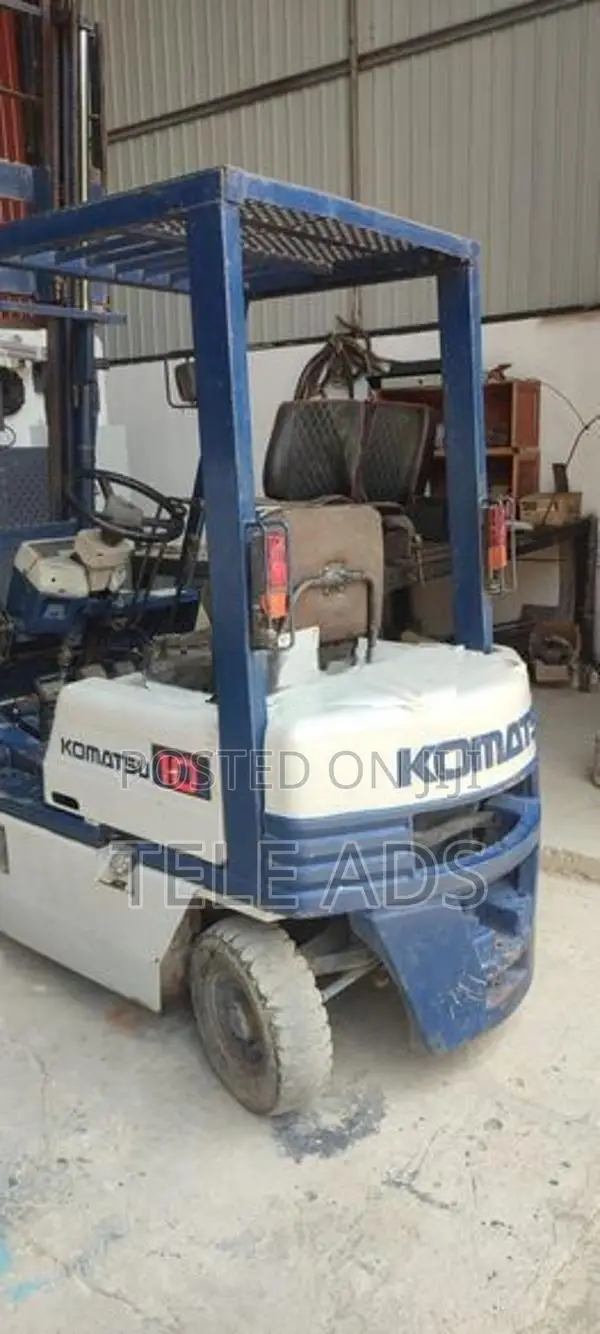 Komatsu 1-Ton Forklift