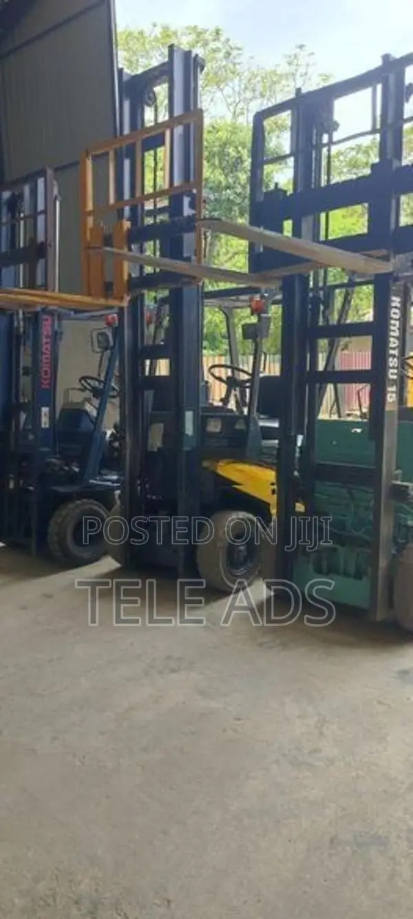 Komatsu 1-Ton Forklift