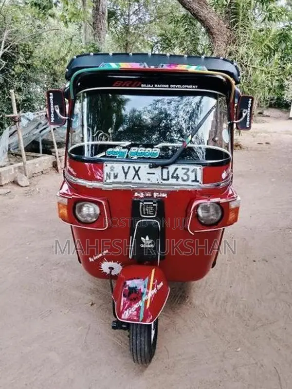 Bajaj RE 2012