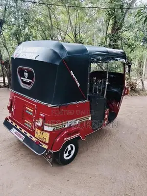 Bajaj RE 2012