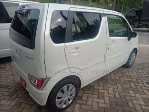 Suzuki Wagon R FX 2025