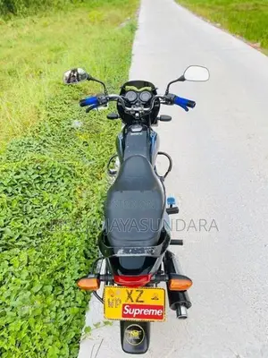 Bajaj Platina 125 2012