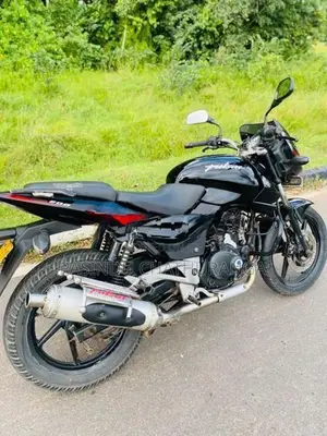 Bajaj Pulsar 200 2007