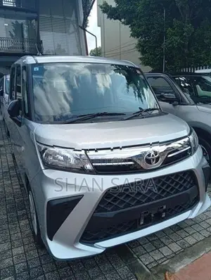 Toyota Roomy x 2023