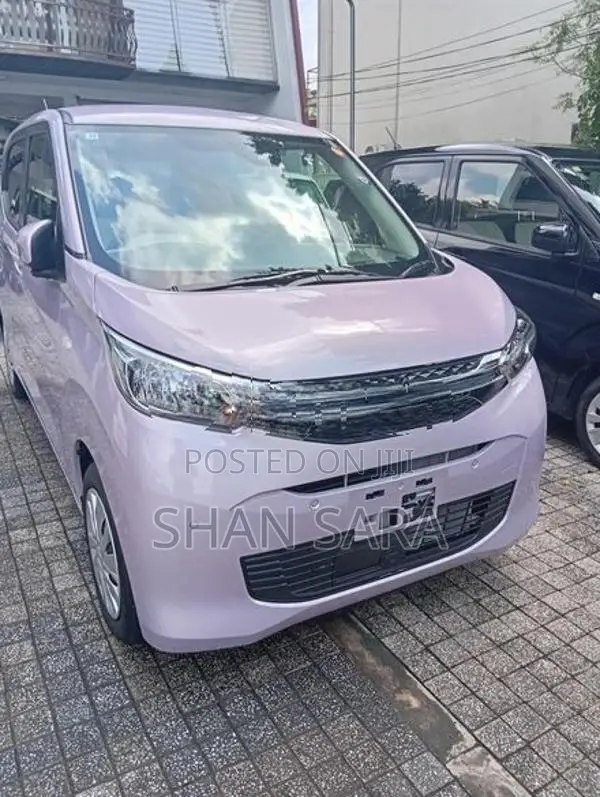 Mitsubishi eK Wagon M 2025
