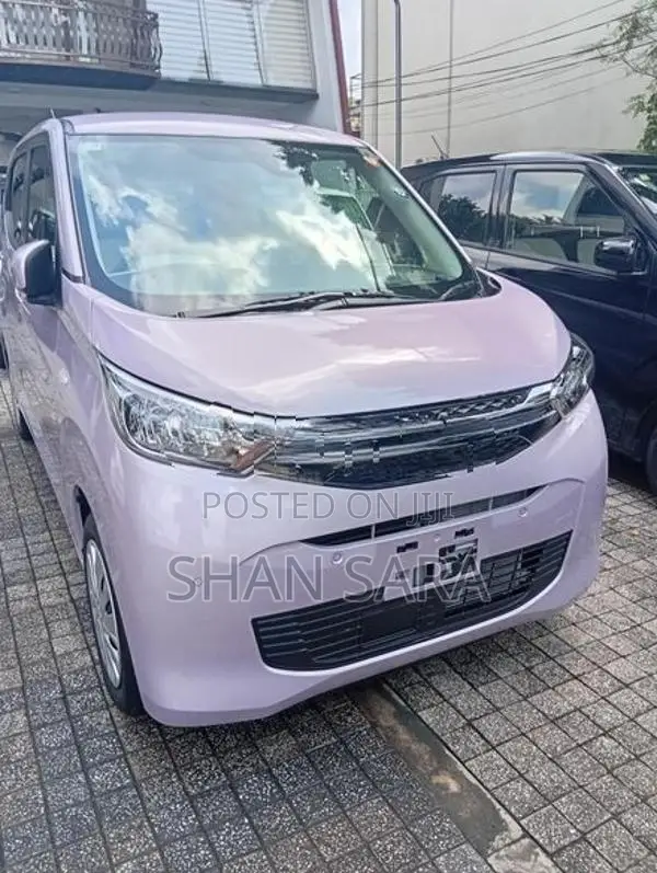 Mitsubishi eK Wagon M 2025