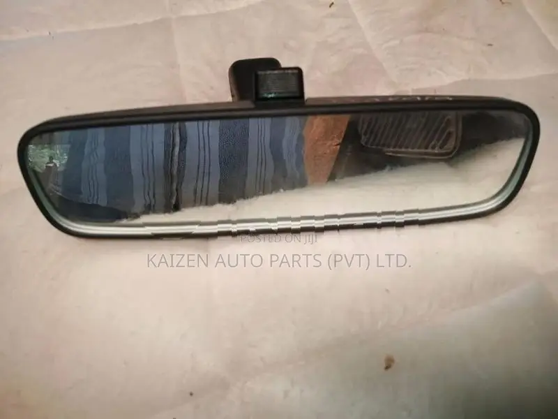 Nissan Navara Center Mirror