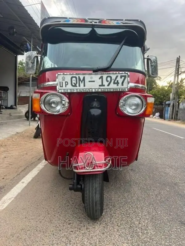 Bajaj RE 2008