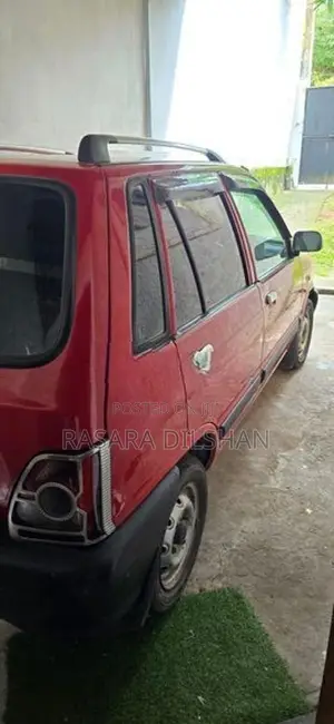 Maruti Suzuki 800 2010