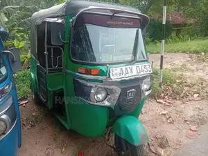 Bajaj RE Three Wheeler 2015