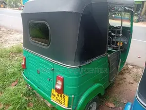 Bajaj RE Three Wheeler 2015