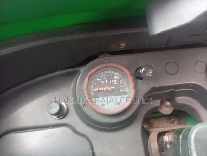 Bajaj RE Three Wheeler 2015