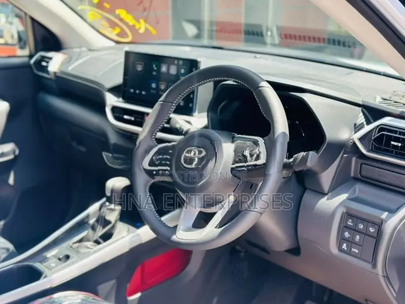 Toyota Raize 1.2 Z Hybrid 2026
