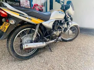 Bajaj Platina 125 2005