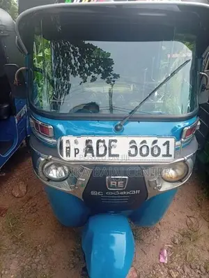 Bajaj RE Three Wheel 2015
