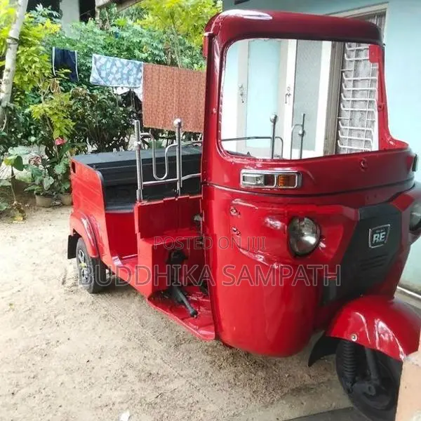 Bajaj RE 2026