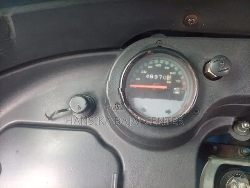 Bajaj RE Three Wheel 2017