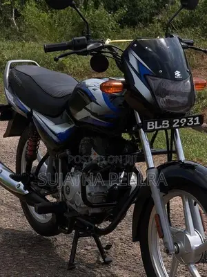 Bajaj CT100 ES 2026