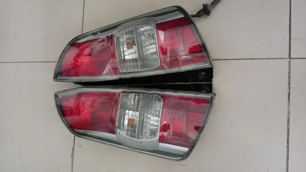 Toyota Passo Kgc10 One Side Tail Light