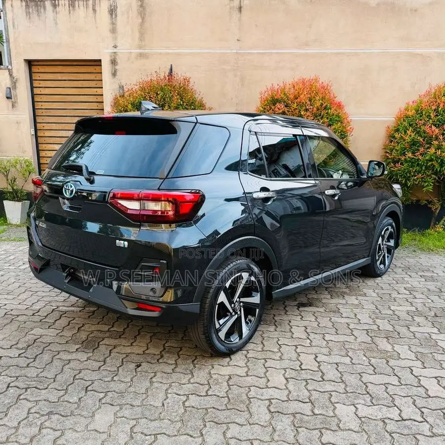 Toyota Raize Z Hybrid 2026 SUV Unregistered (Recondition)