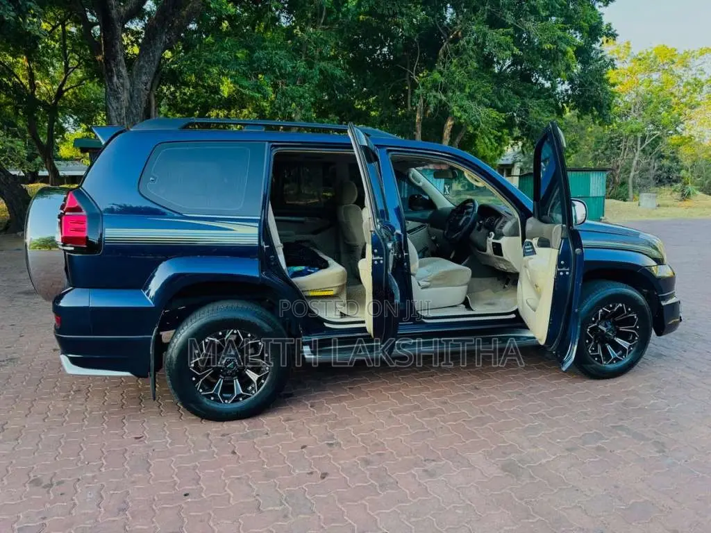 Toyota Prado 120 2010 SUV (Used)