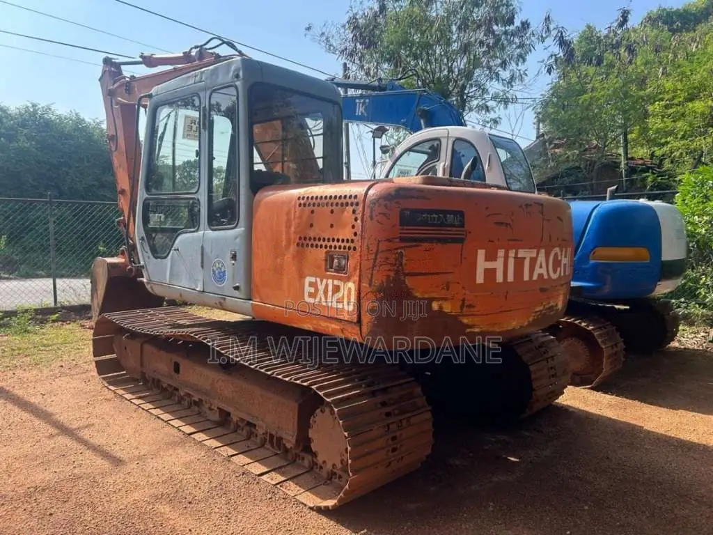 Hitachi Landy 1202 2000 Heavy-Duty (Used)