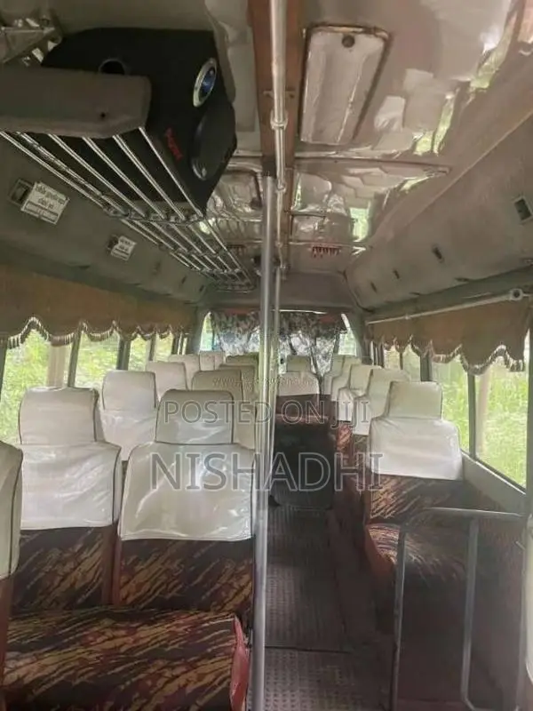 Mitsubishi Mmc 1987 Bus (Used)
