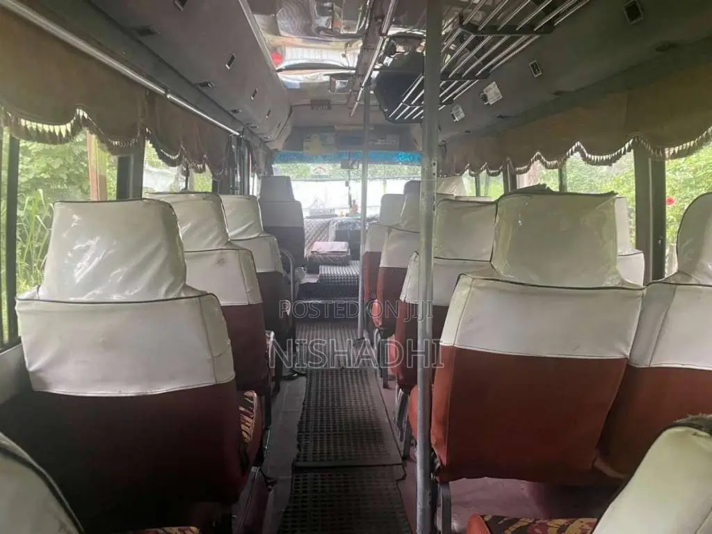 Mitsubishi Mmc 1987 Bus (Used)