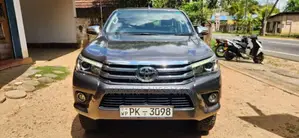 Toyota Hilux 2020 Pickup (Used)