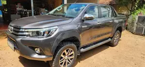 Toyota Hilux 2020 Pickup (Used)