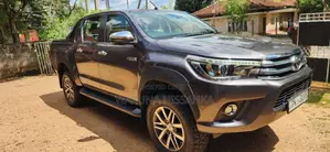 Toyota Hilux 2020 Pickup (Used)
